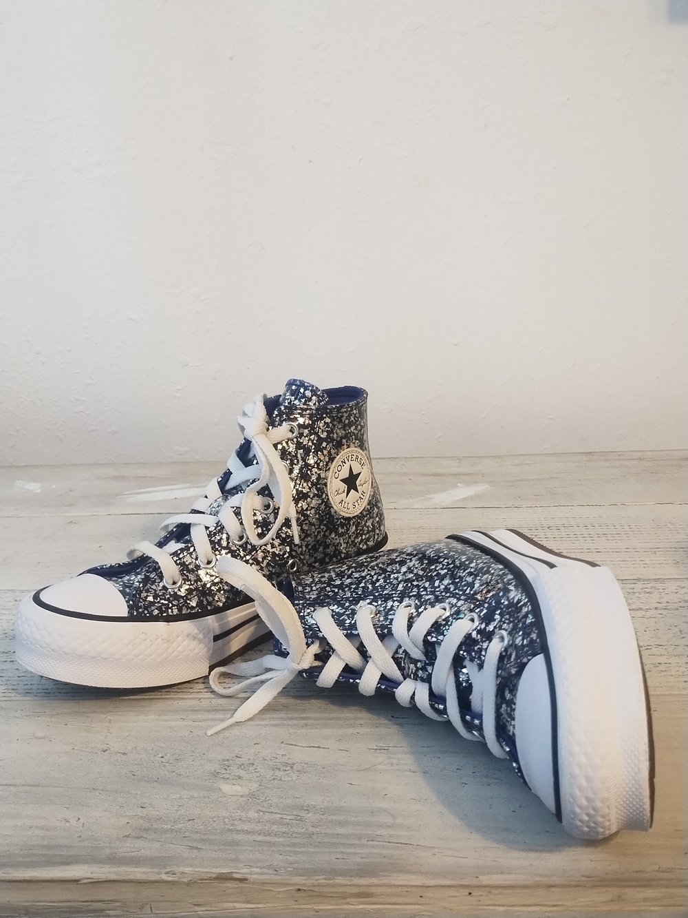 CHUCK TAYLOR ALL STAR EVA LIFT GLITTER youth size 1.5 good condition